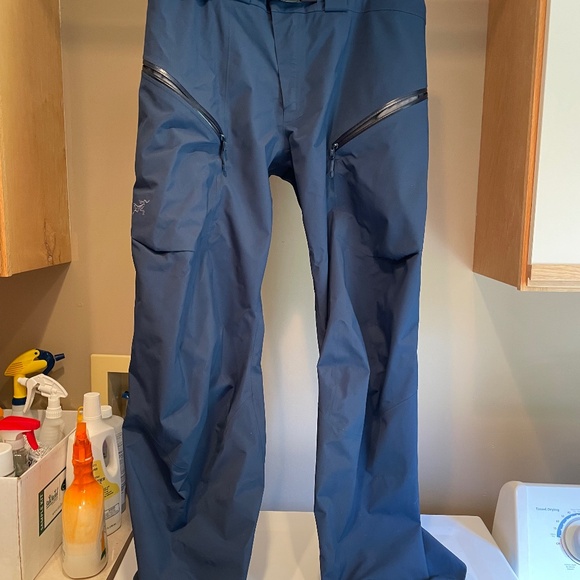 Arc’teryx Mens Sabre Pants, XL, Color Blue Moon, in Excellent Condition - Picture 1 of 8